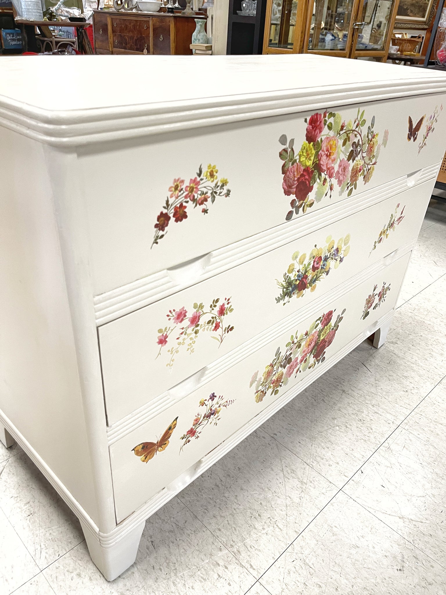Cream Vintage Dresser with Flowers
