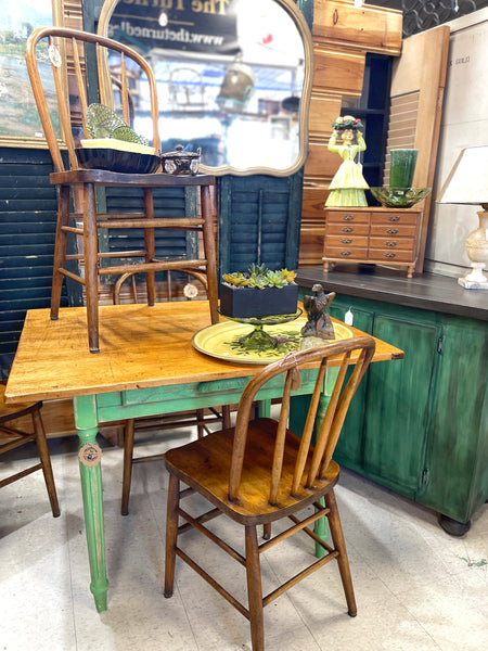 Farmhouse Table with Green Legs & Chairs