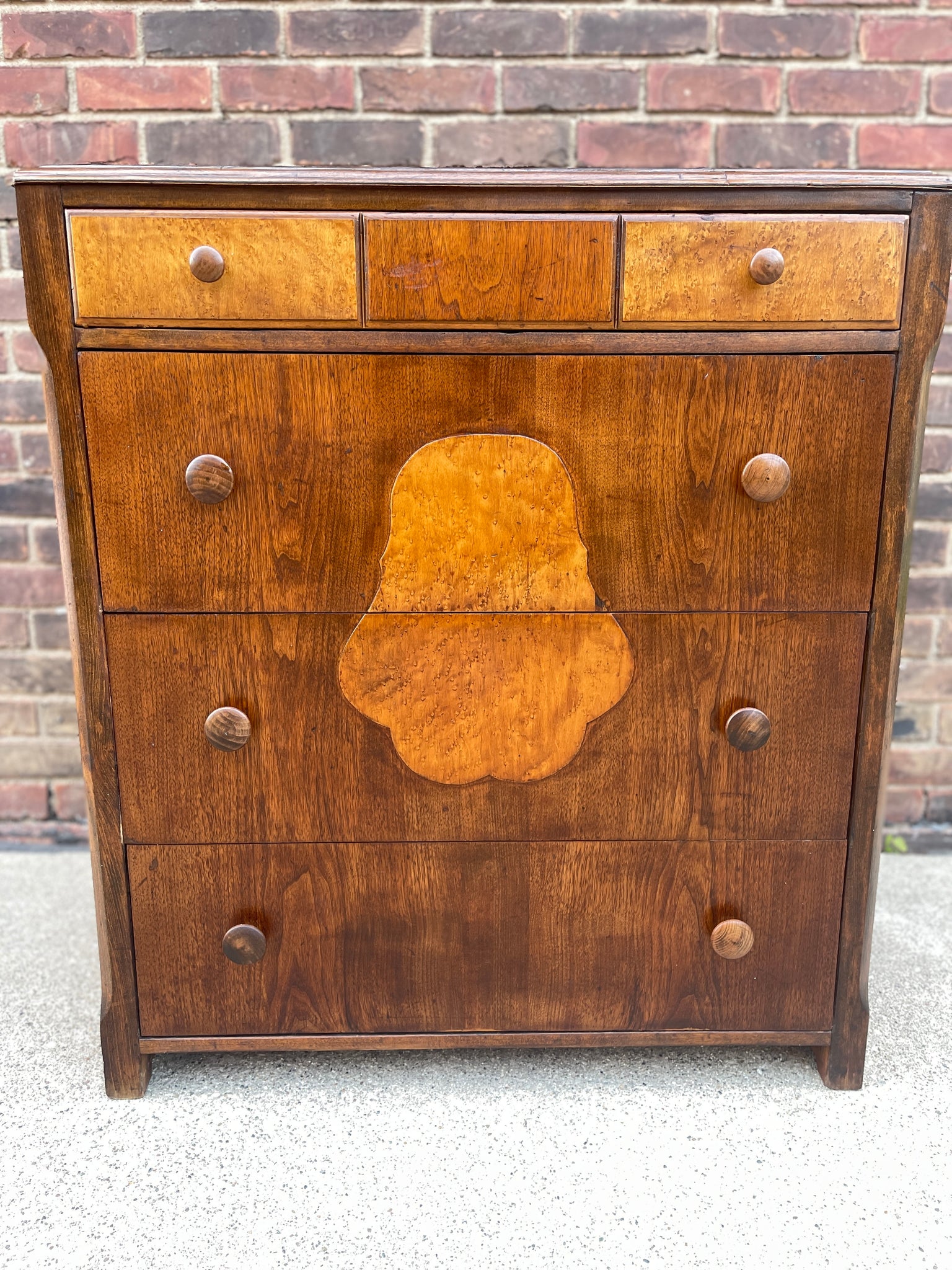 retro wood dresser French Light Luxury Solid Brown safety standards Vintage Wood Dresser The