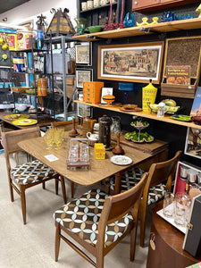 MCM Dining Table with 4 Chairs & 2 Leaves